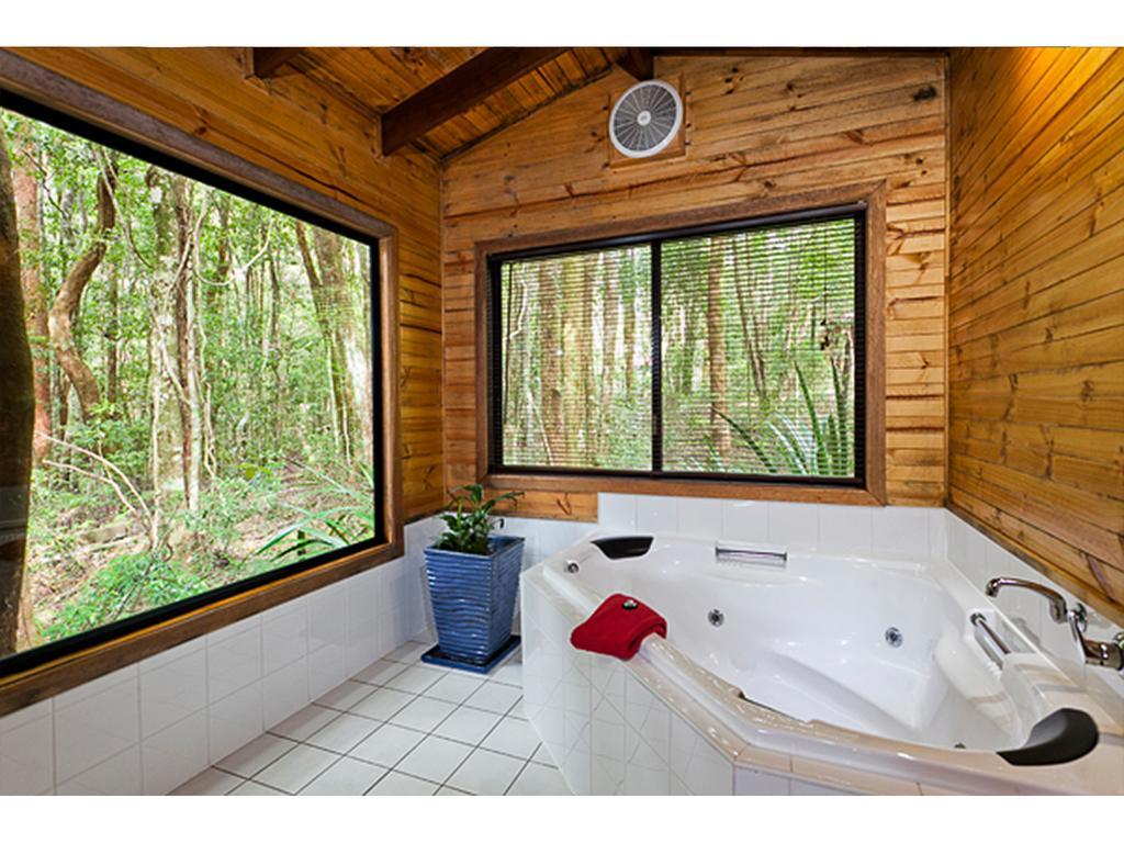 The Mouses House Rainforest Retreat *